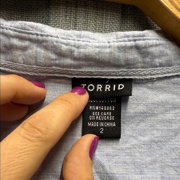 Torrid Soft Blue Casual button up Top size 2XL - Picture 2 of 8